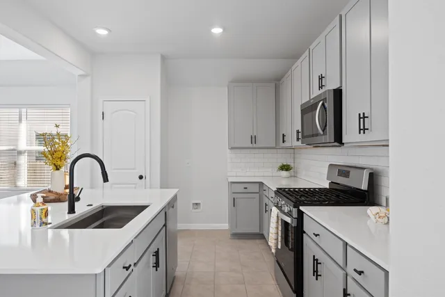 $369,000 | 120 Northview Lane, Georgetown, TX 78628