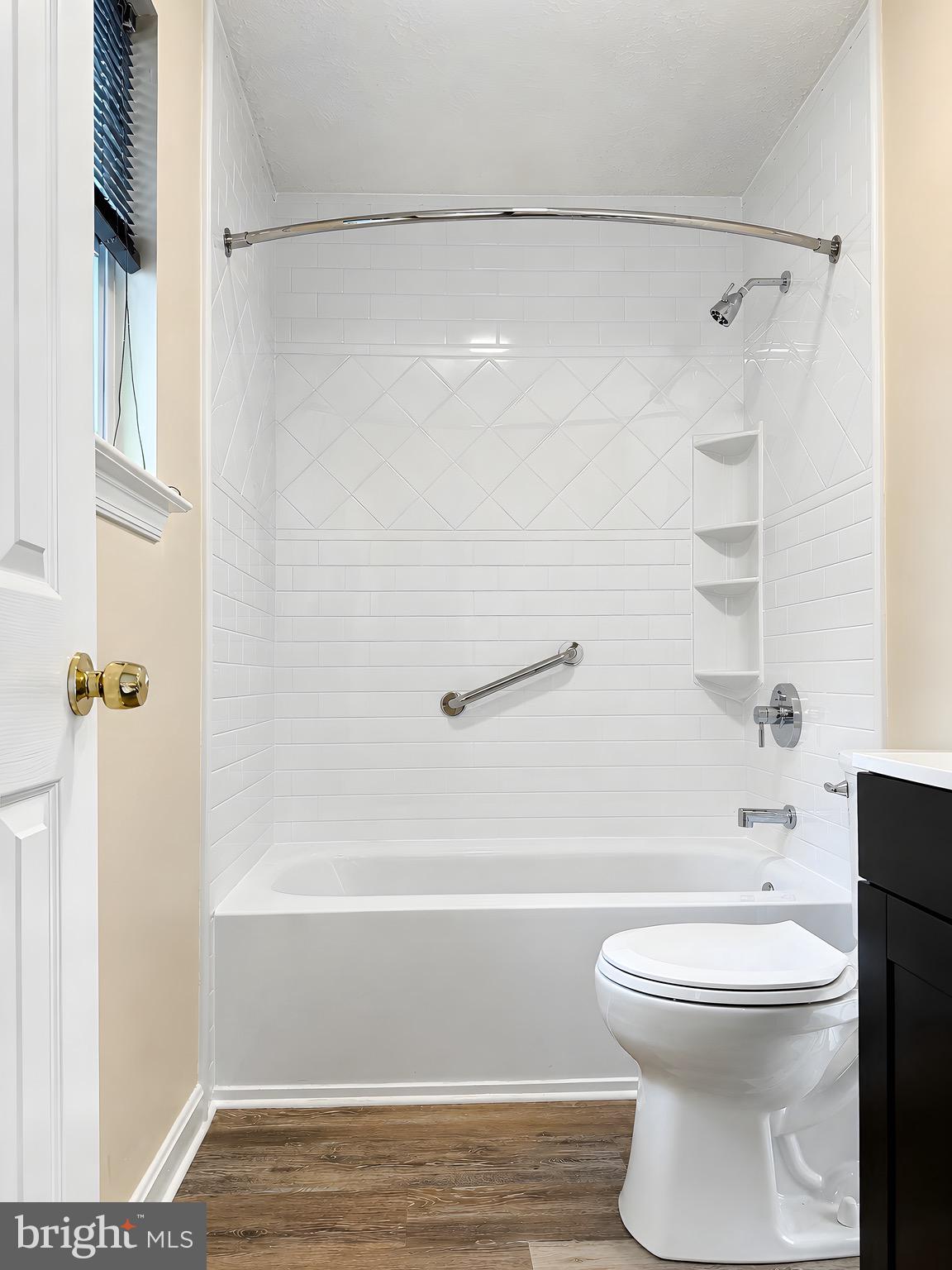 11422 Rawhide Road Lusby, MD 20657 - Photo 23 of 46 New bathtub