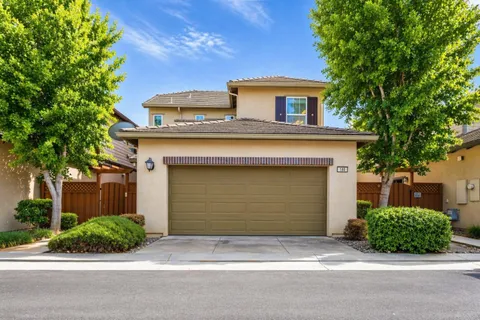 $799,900 | 180 West Erics Way, Mountain House, CA 95391