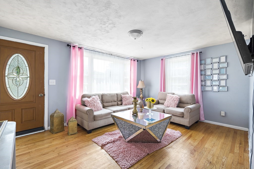 101 Custer Street Warwick, RI 02889 - Photo 13 of 25 Gallery Image 13