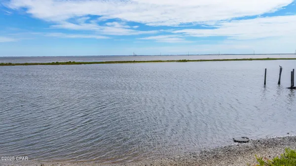 $699,900 | 362 Patton Drive, Eastpoint, FL 32328