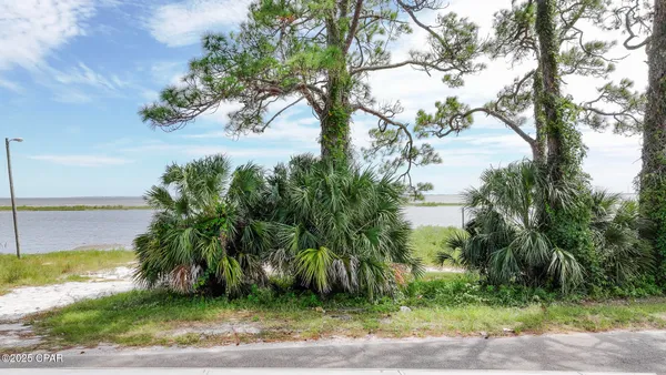 $699,900 | 362 Patton Drive, Eastpoint, FL 32328
