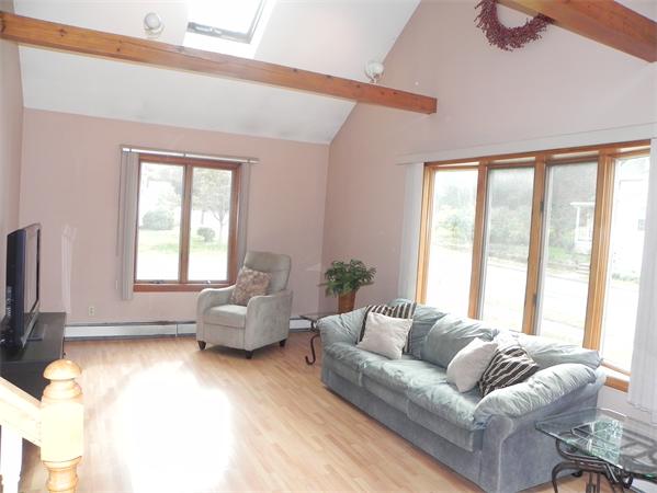 22 Winter Street Saugus, MA 01906 - Photo 8 of 29 Gallery Image 8