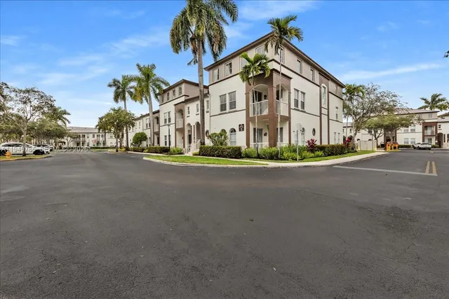 $2,800 | 4341 Southwest 160th Avenue, Unit 201, Miramar, FL 33027