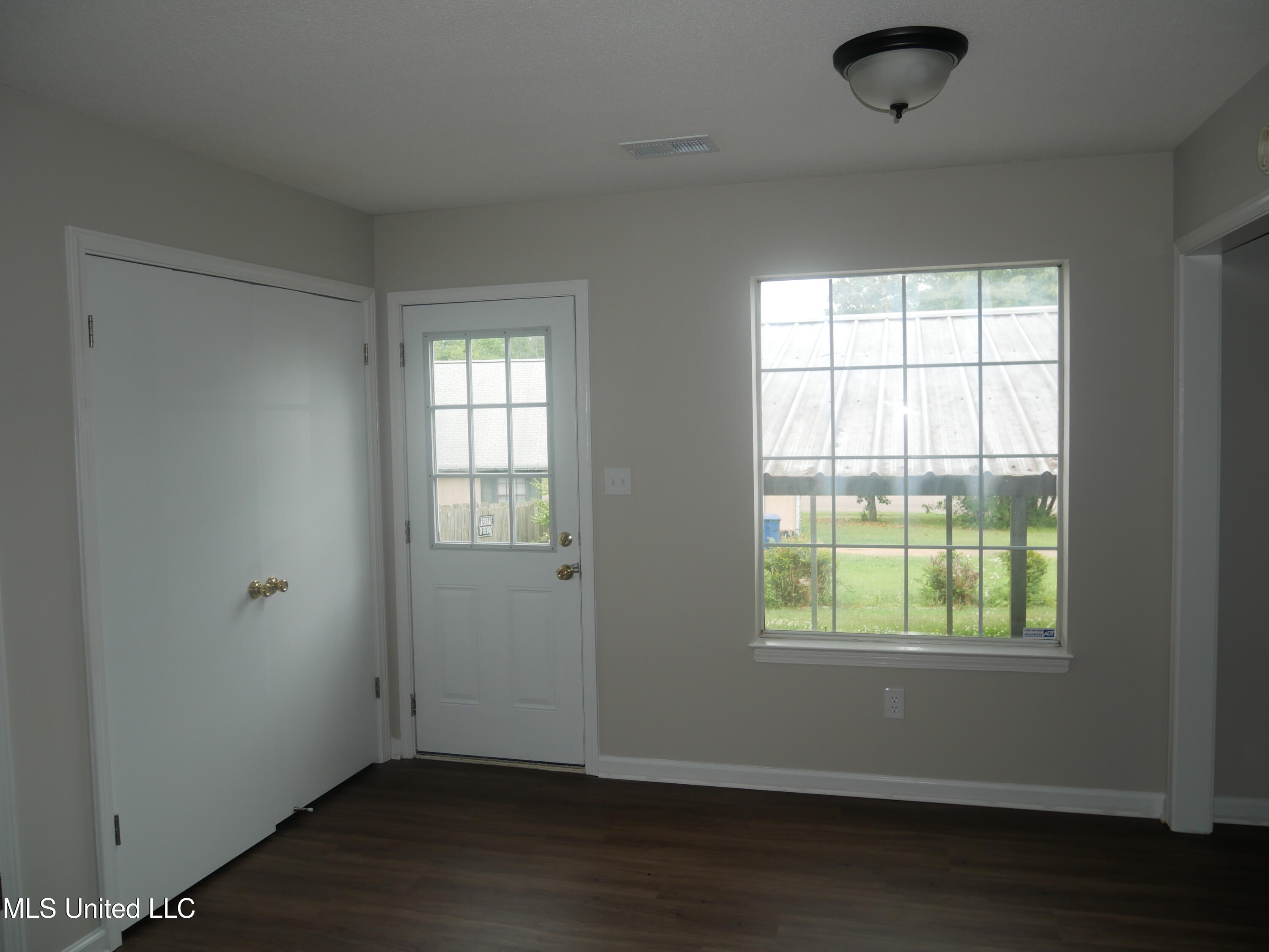 6525 Lynnfield Road Horn Lake, MS 38637 - Photo 6 of 28 P1080527