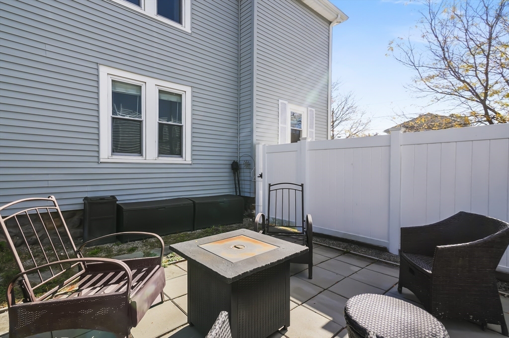 10 Tupelo Road Worcester, MA 01606 - Photo 7 of 40 Gallery Image 7