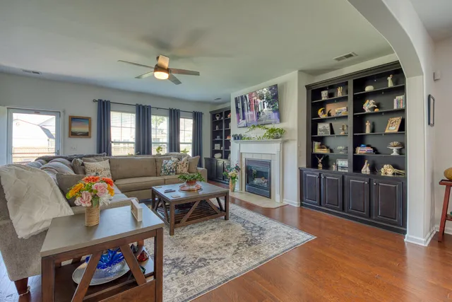 $445,900 | 527 Crossland Drive, Moncks Corner, SC 29461