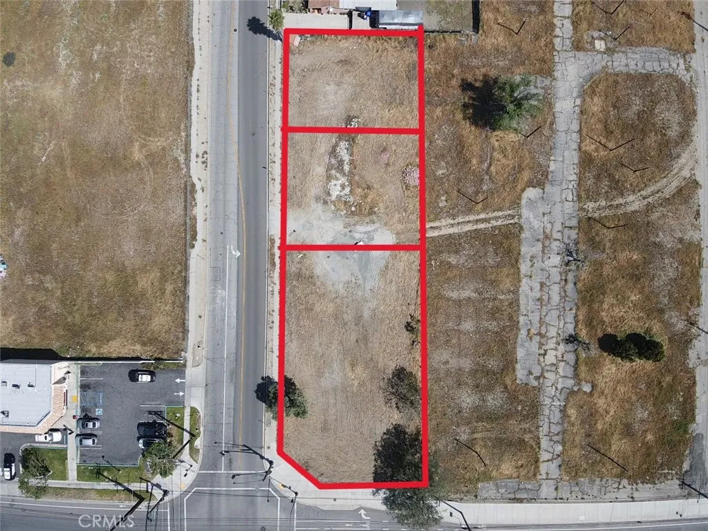 16304 Foothill Fontana, CA 92335 - Photo 25 of 36 a bathroom with a shower and a mirror