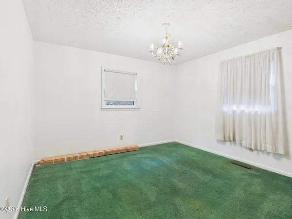 $385,000 | 550 North Leak Street, Southern Pines, NC 28387