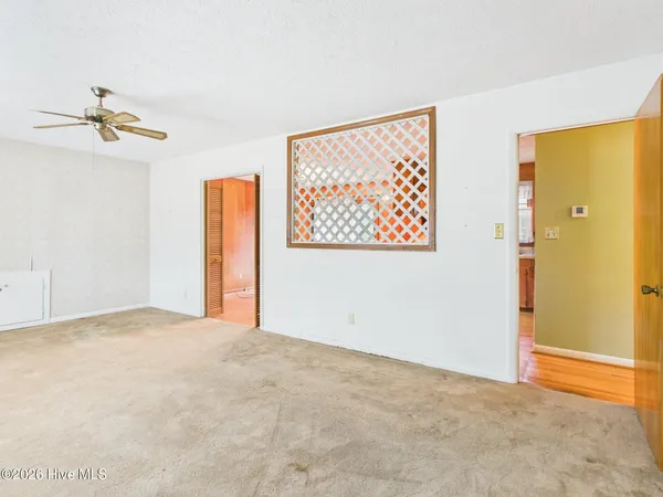 $385,000 | 550 North Leak Street, Southern Pines, NC 28387