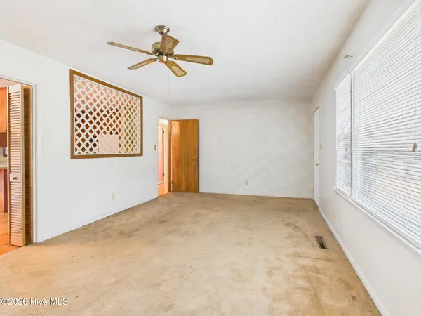 $385,000 | 550 North Leak Street, Southern Pines, NC 28387