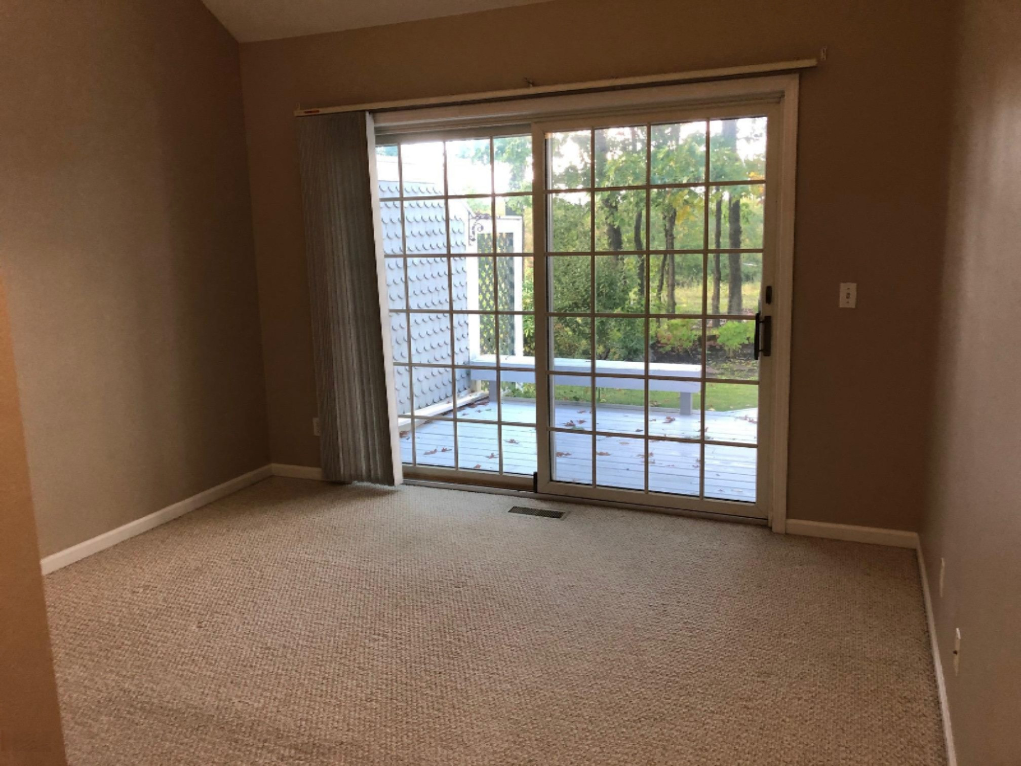 2984 Ridgeview Muskegon, MI 49445 - Photo 11 of 24 6