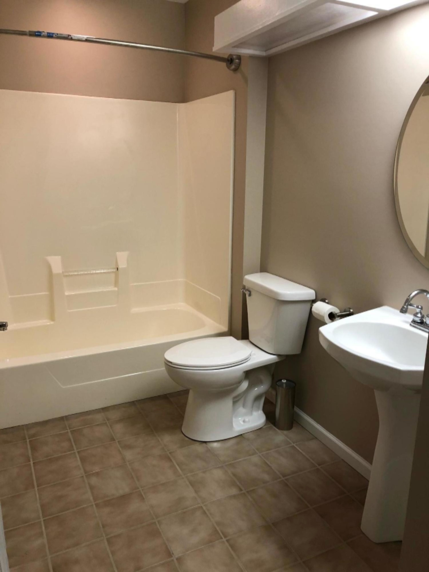 2984 Ridgeview Muskegon, MI 49445 - Photo 17 of 24 11
