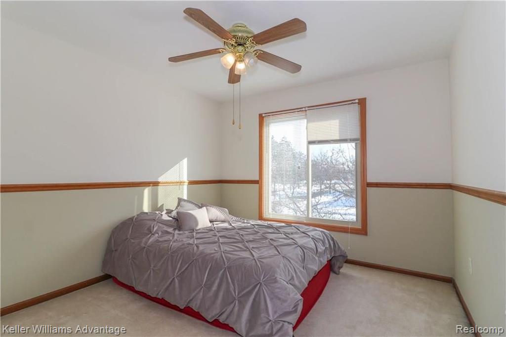 29643 English Way Novi, MI 48377 - Photo 18 of 32