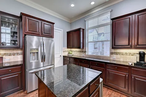 $635,000 | 1621 West 23rd Street, Unit B, Houston, TX 77008