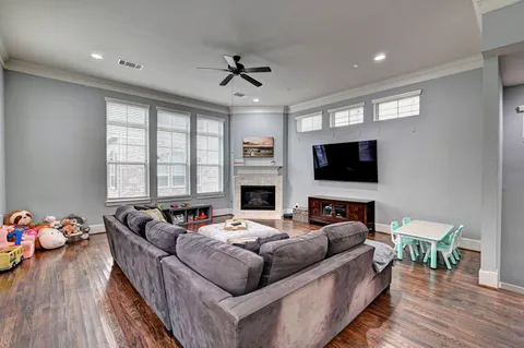 $635,000 | 1621 West 23rd Street, Unit B, Houston, TX 77008