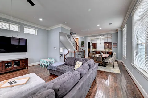 $635,000 | 1621 West 23rd Street, Unit B, Houston, TX 77008