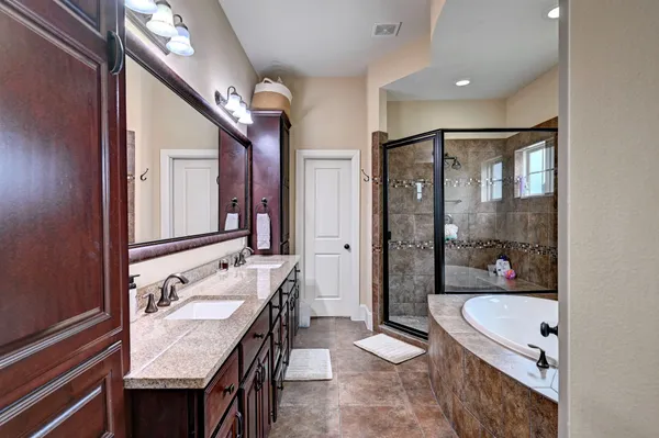 $635,000 | 1621 West 23rd Street, Unit B, Houston, TX 77008