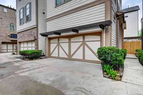 $635,000 | 1621 West 23rd Street, Unit B, Houston, TX 77008