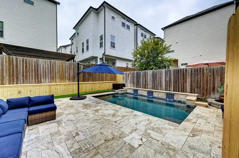 $635,000 | 1621 West 23rd Street, Unit B, Houston, TX 77008