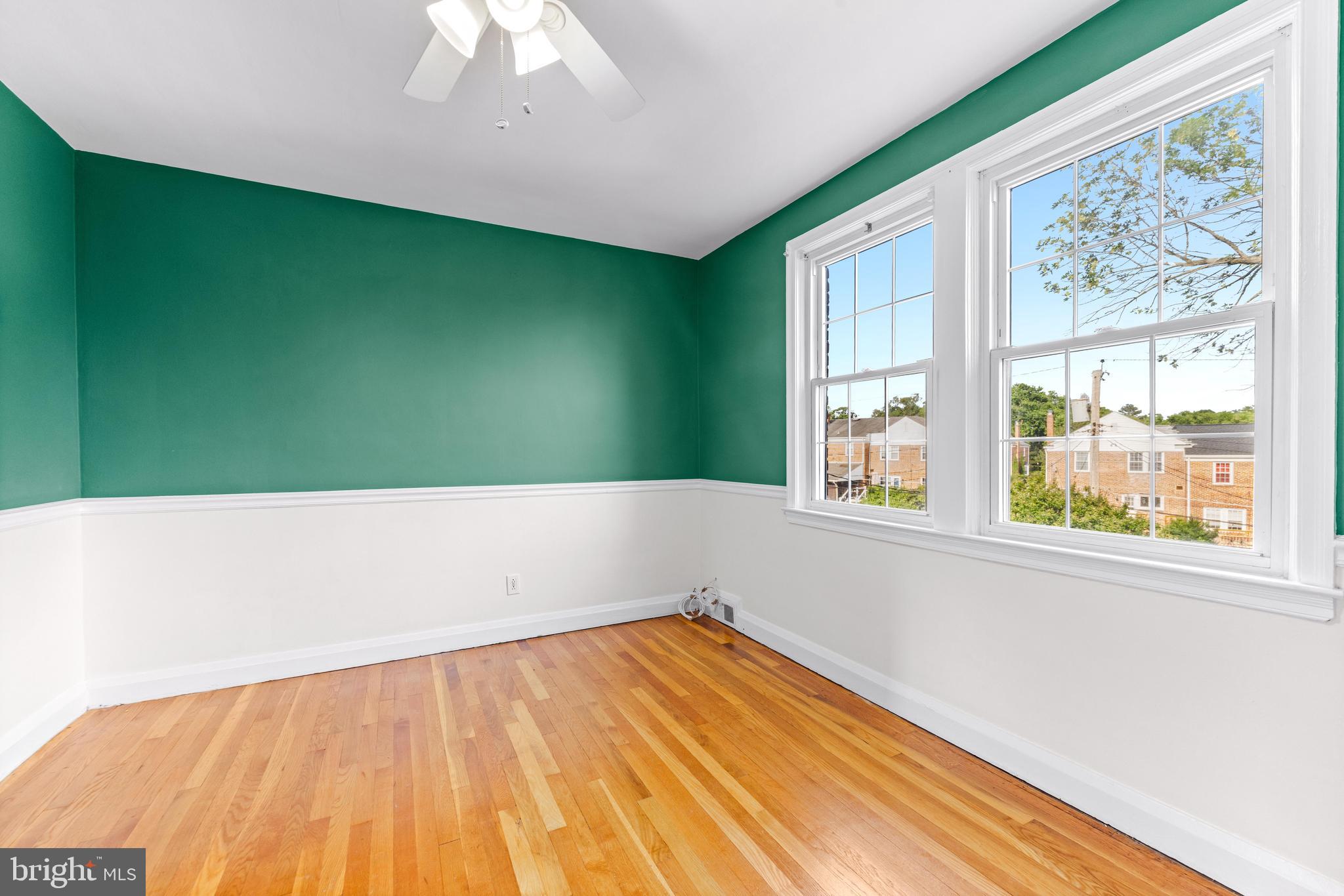 1840 Deveron Road Towson, MD 21286 - Photo 33 of 43 a view of a room with a large window