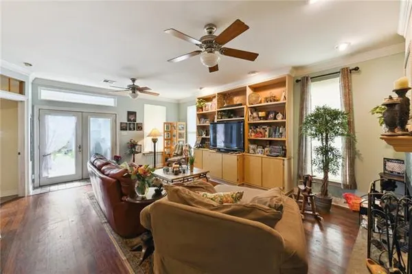 $699,000 | 510 Nursery Avenue, Metairie, LA 70005