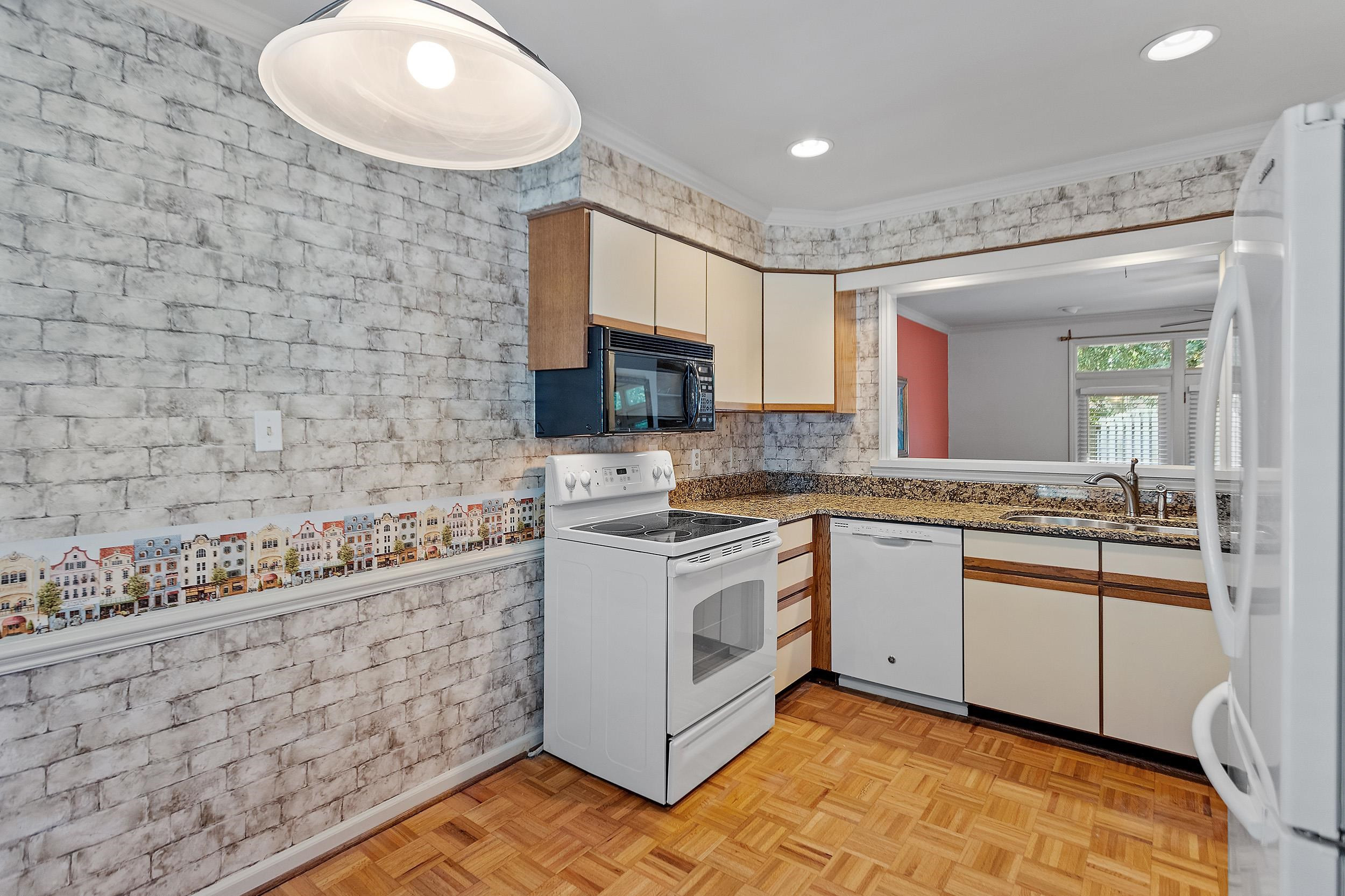 3607 Plumbridge Court Raleigh, NC 27613 - Photo 5 of 29 Photo 5