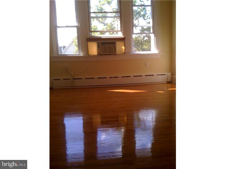 5549 Miriam Road Philadelphia, PA 19124 - Photo 13 of 22 Bedroom - Main