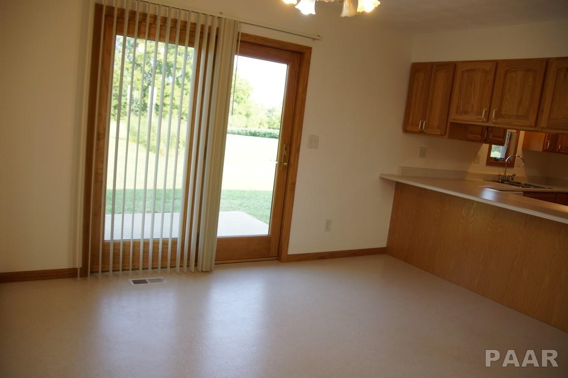 13215 North Bland Road Dunlap, IL 61525 - Photo 5 of 19 Gallery Image 5