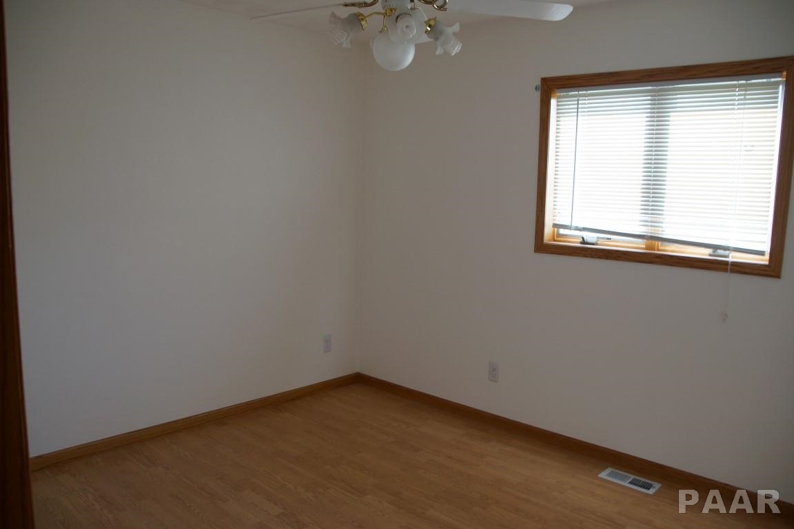 13215 North Bland Road Dunlap, IL 61525 - Photo 8 of 19 Gallery Image 8