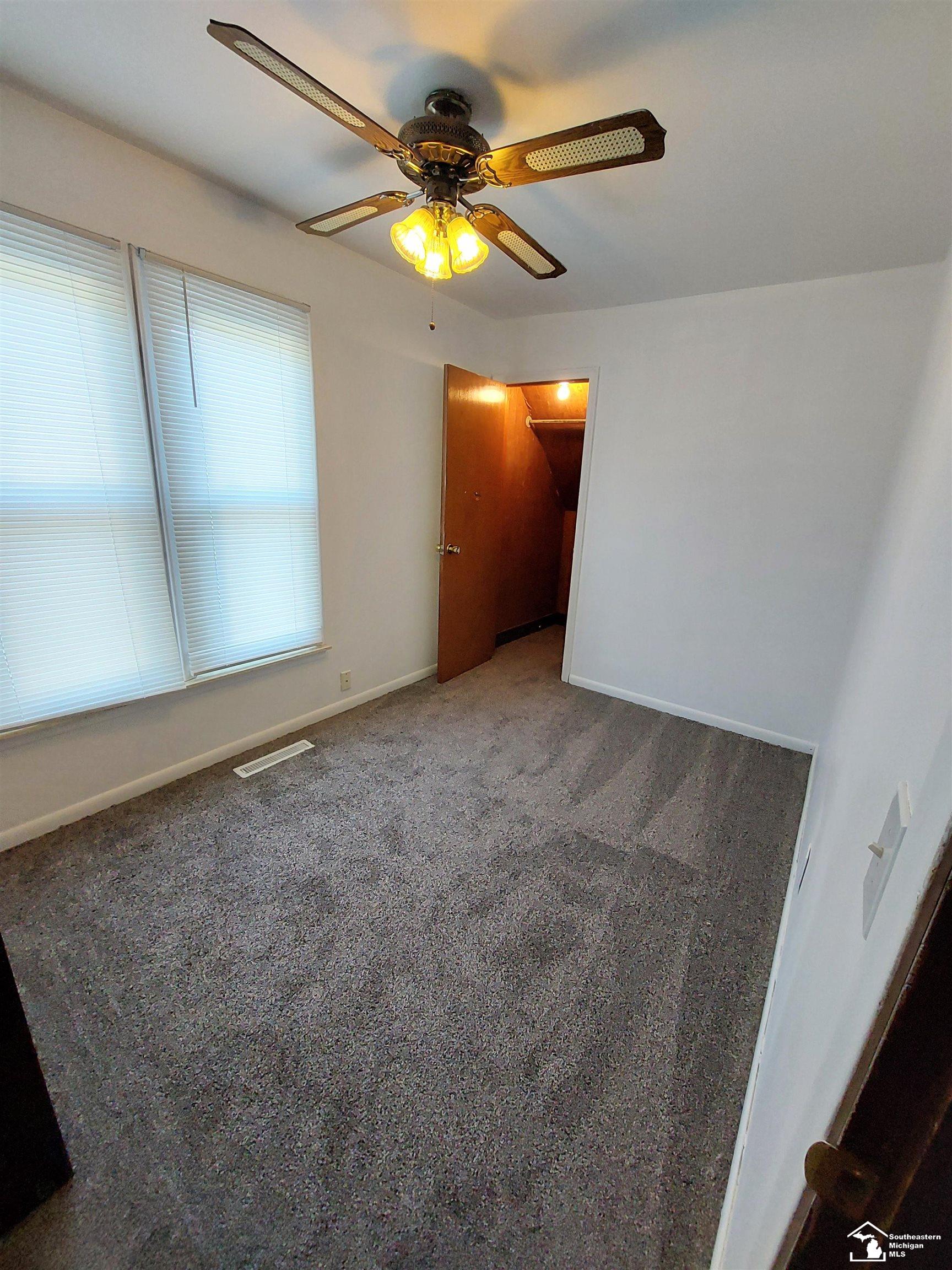 9306 Raisin Street Maybee, MI 48159 - Photo 17 of 29 50185331-9be150e9-4586-4a4f-8669-34ac9e77faf1.JPG