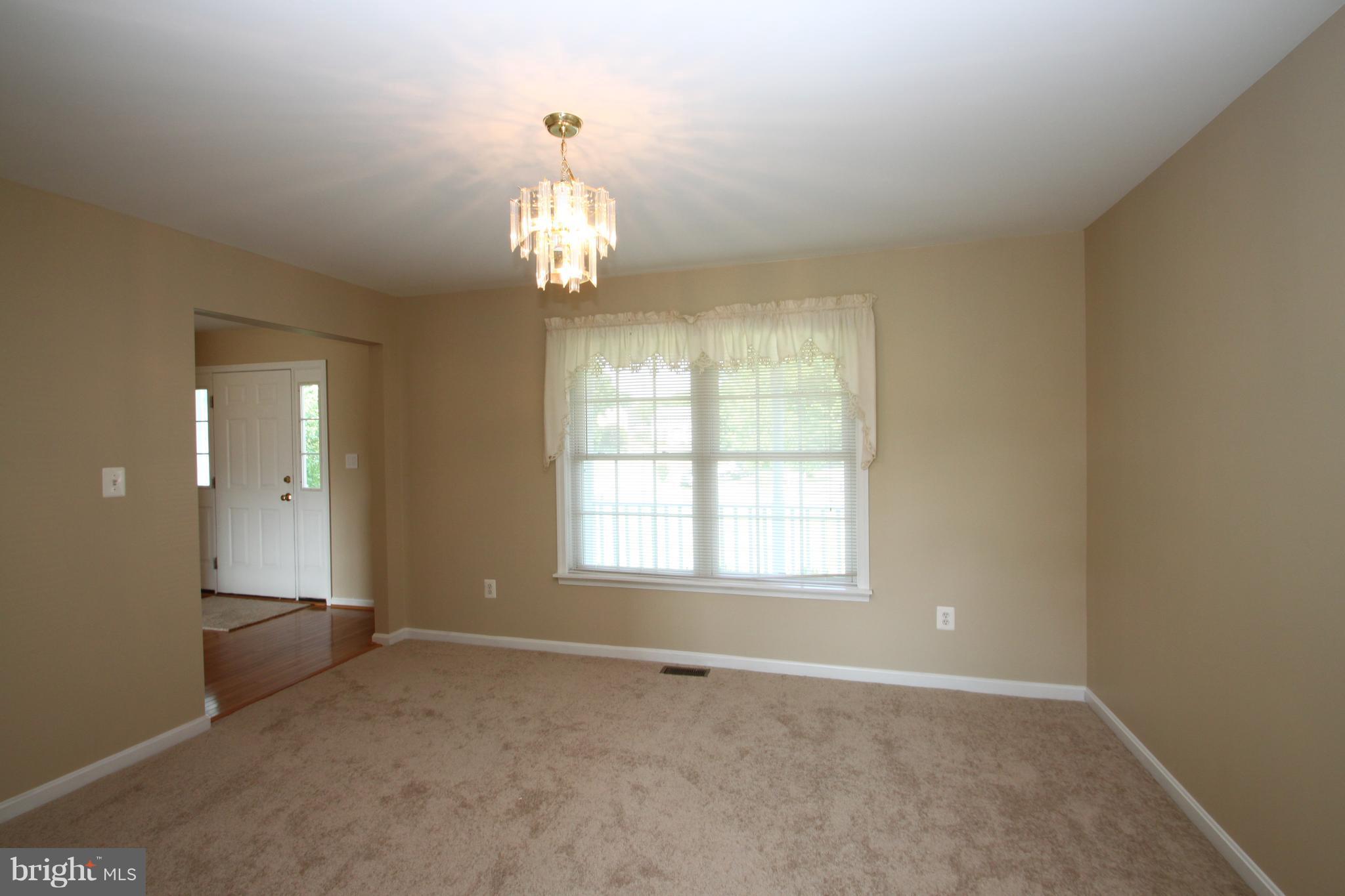12266 Robin Road Culpeper, VA 22701 - Photo 16 of 29 Dining Room