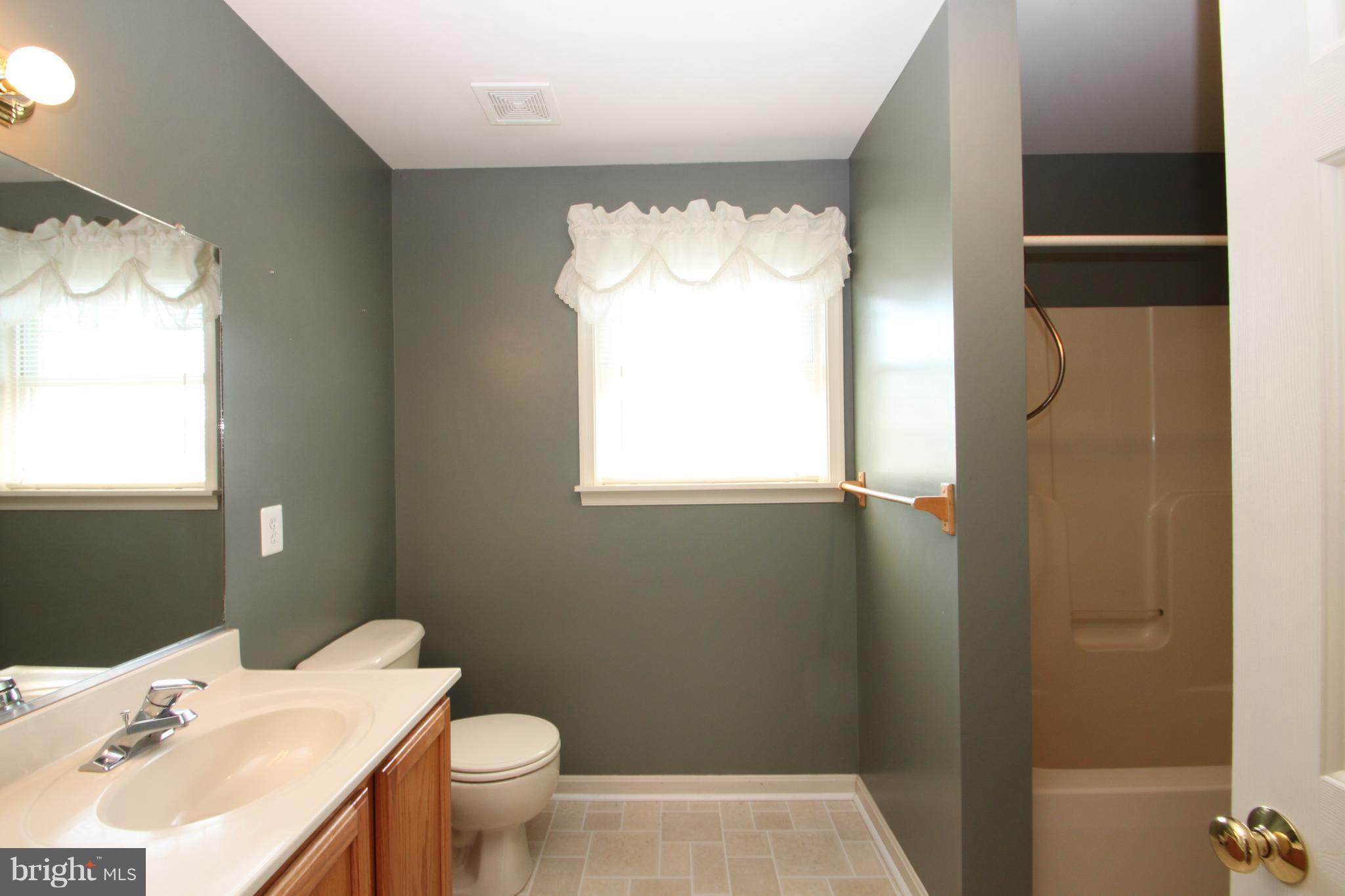 12266 Robin Road Culpeper, VA 22701 - Photo 22 of 29 Bath (Master)