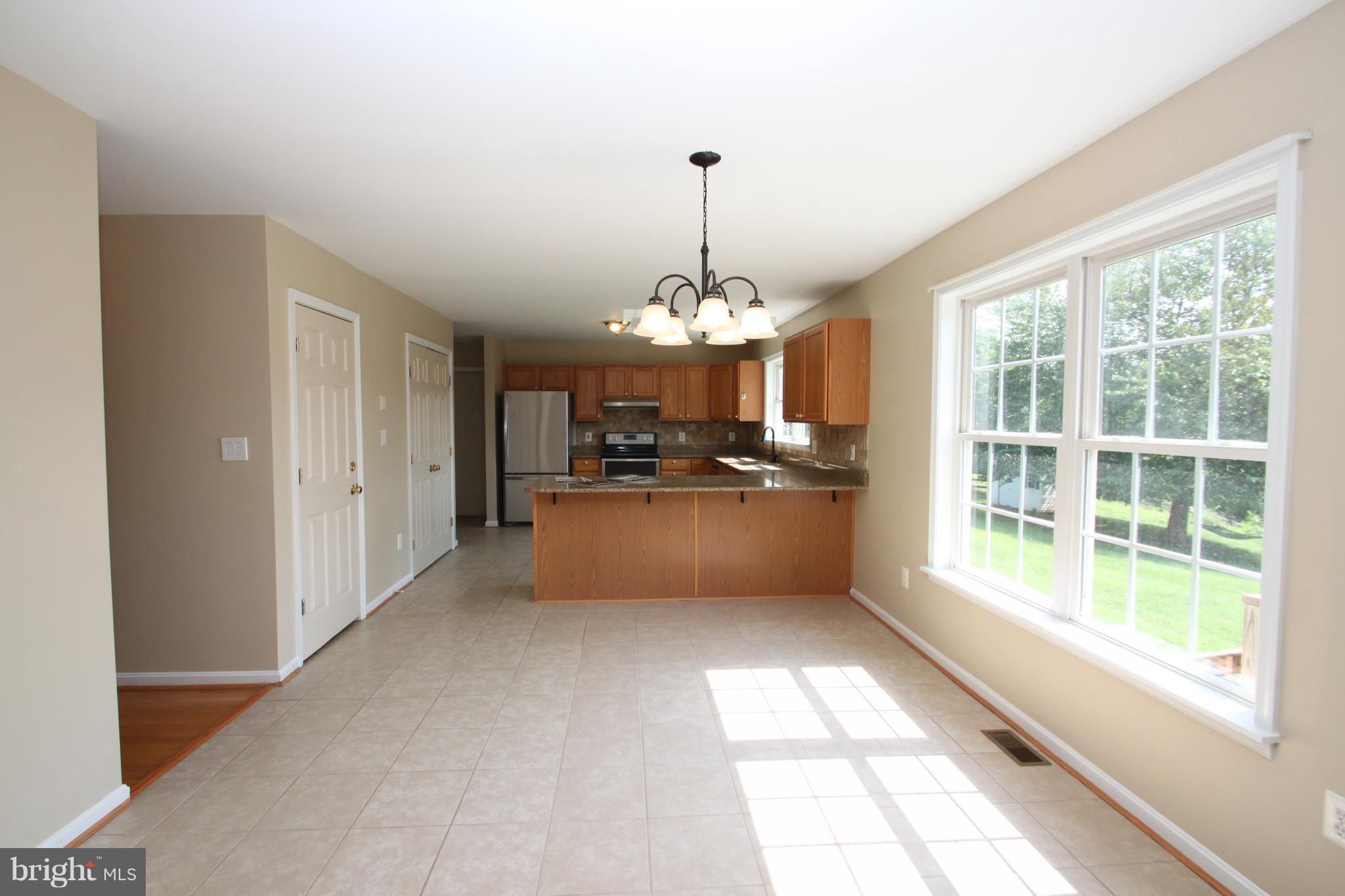 12266 Robin Road Culpeper, VA 22701 - Photo 10 of 29 Kitchen