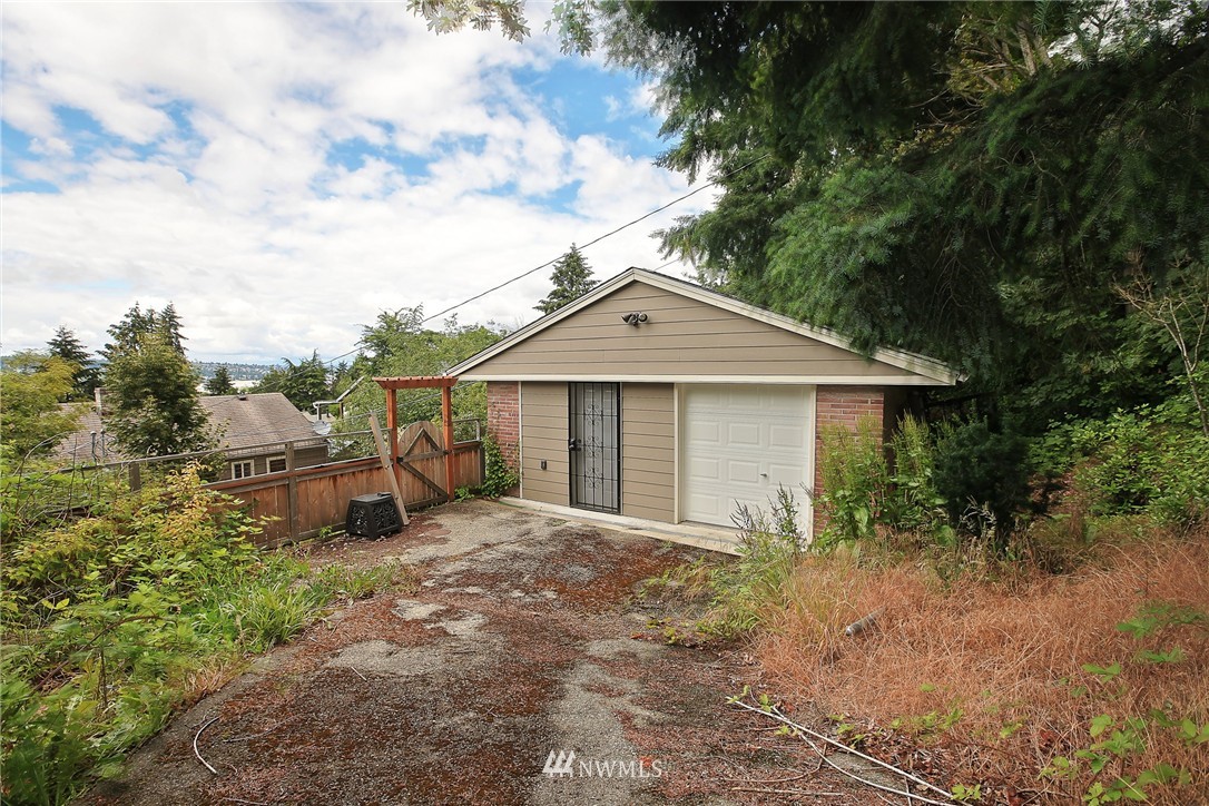 504 Windsor Place Northeast Renton, WA 98056 - Photo 23 of 24