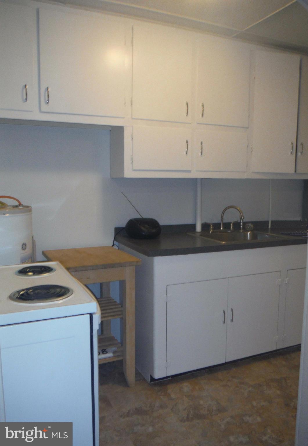 1208 2nd Road Baltimore, MD 21220 - Photo 7 of 18 Kitchen