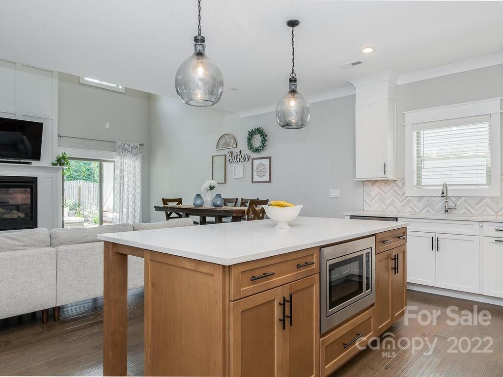 4349 Spring Street Charlotte, NC 28270 - Photo 8 of 33 Gallery Image 8