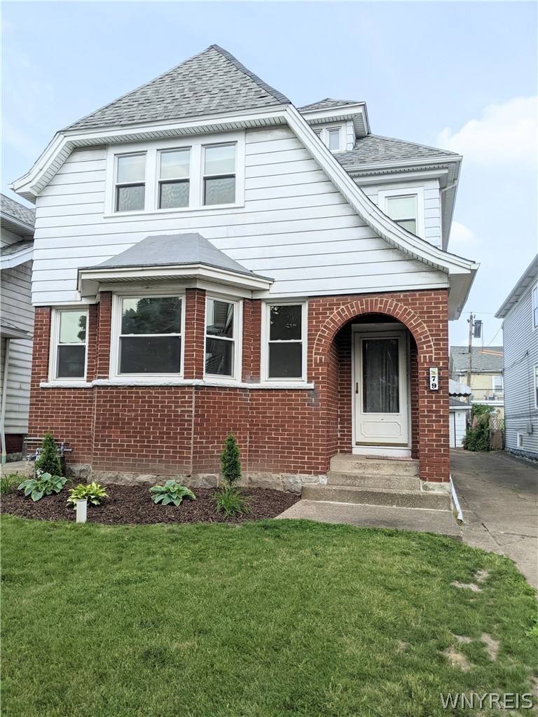 79 Commonwealth Avenue Buffalo, NY 14216 - Photo 1 of 16