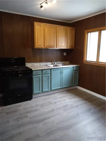 $1,600 | 79 Commonwealth Avenue, Buffalo, NY 14216
