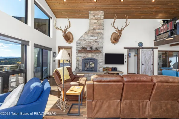 $3,950,000 | 399 Granite Rdg Drive, Alpine, WY 83128