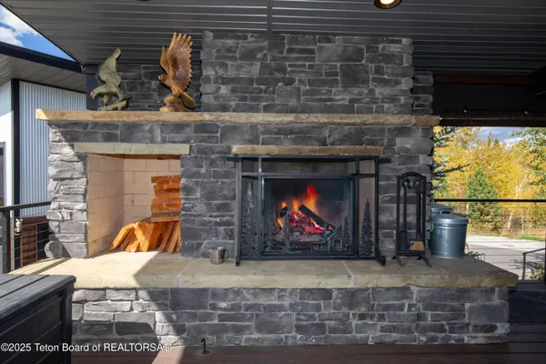 $3,950,000 | 399 Granite Rdg Drive, Alpine, WY 83128