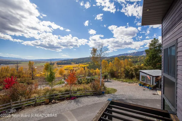 $3,950,000 | 399 Granite Rdg Drive, Alpine, WY 83128