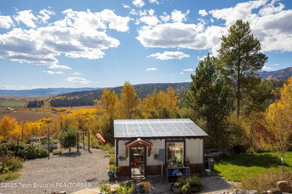 $3,950,000 | 399 Granite Rdg Drive, Alpine, WY 83128