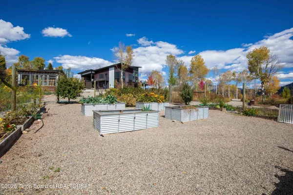 $3,950,000 | 399 Granite Rdg Drive, Alpine, WY 83128
