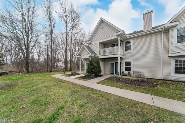 $199,900 | 22586 Lenox Drive, Fairview Park, OH 44126