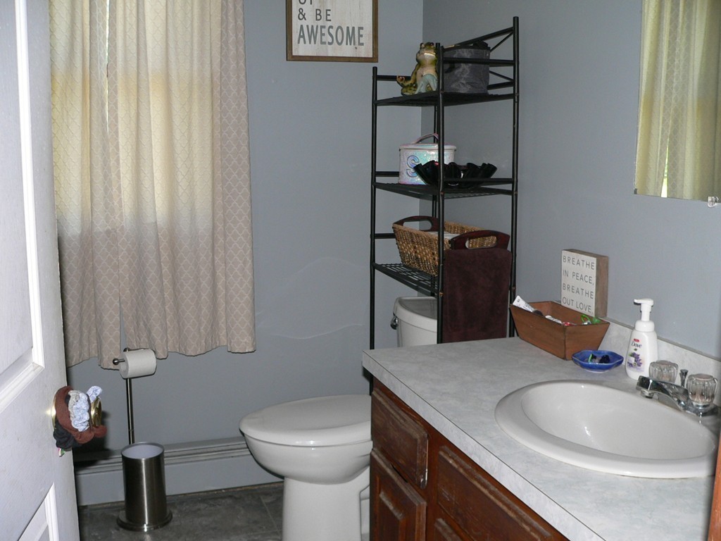 21 Harvest Road, Unit A Uxbridge, MA 01569 - Photo 15 of 22 Gallery Image 15