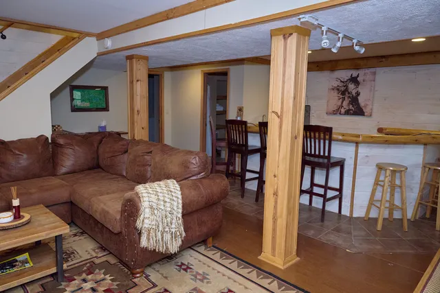 $429,900 | 21 Magnolia Court, Putnam, IL 61560