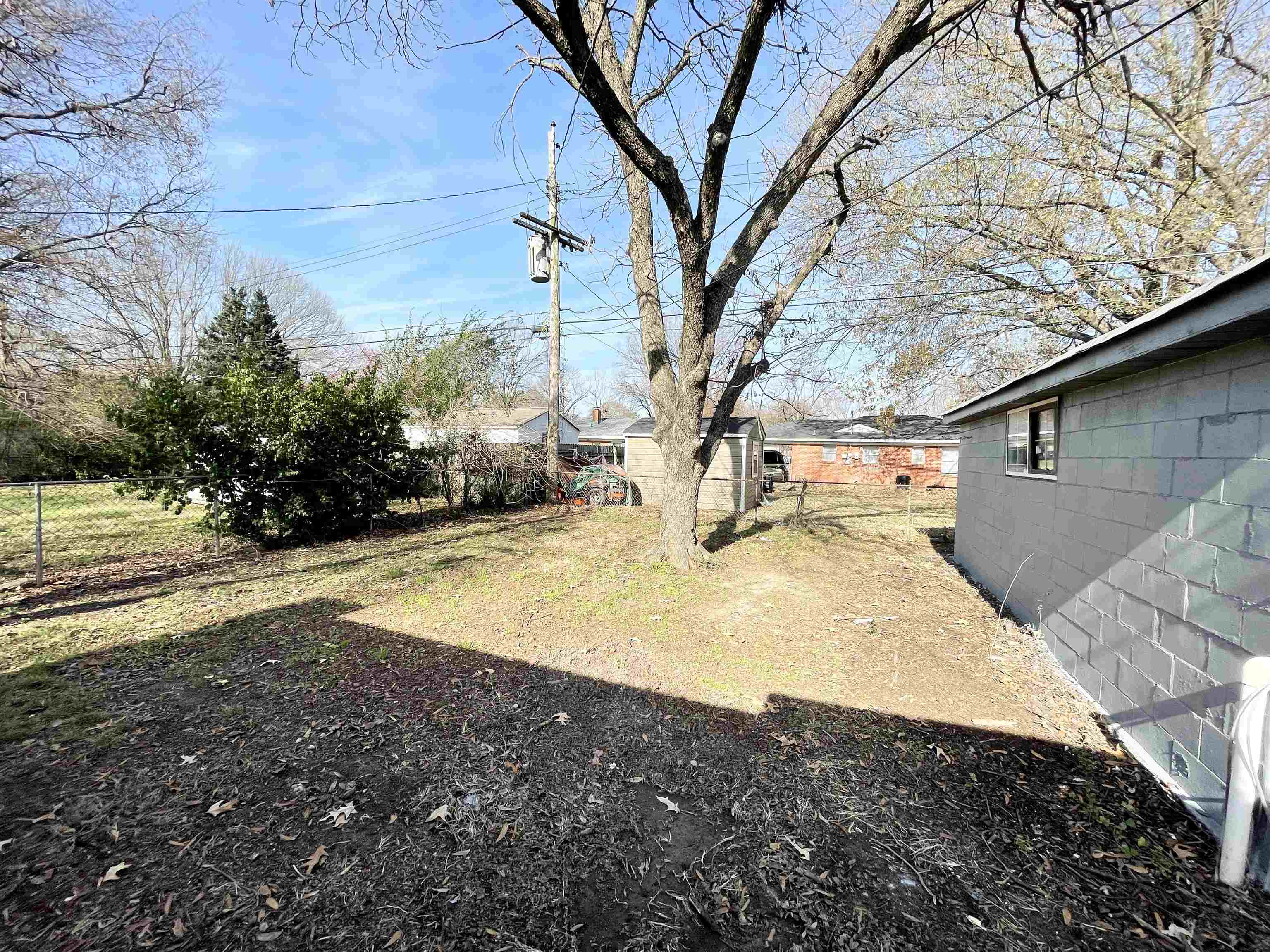 5004 Byron Road Memphis, TN 38122 - Photo 22 of 22 a view of back yard of the house