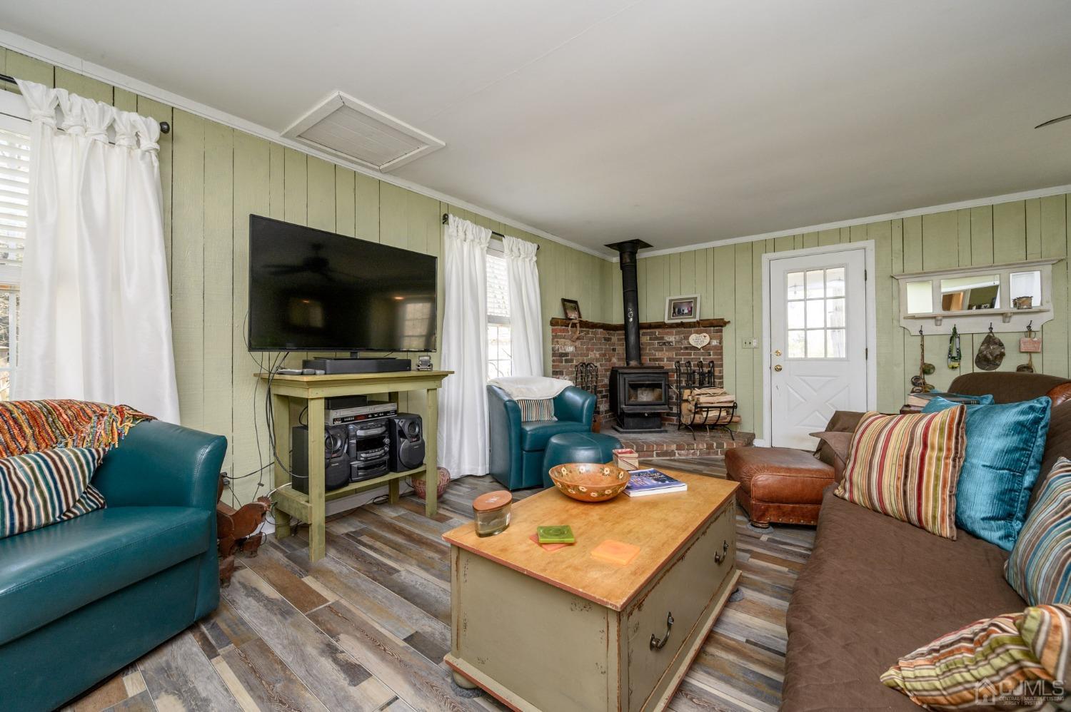 164 Old Clinton Road Flemington, NJ 08822 - Photo 25 of 52 Gallery Image 25