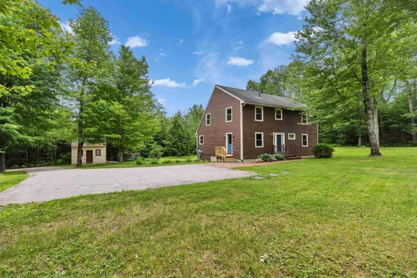$549,000 | 489 Greenfield Road, Peterborough, NH 03458